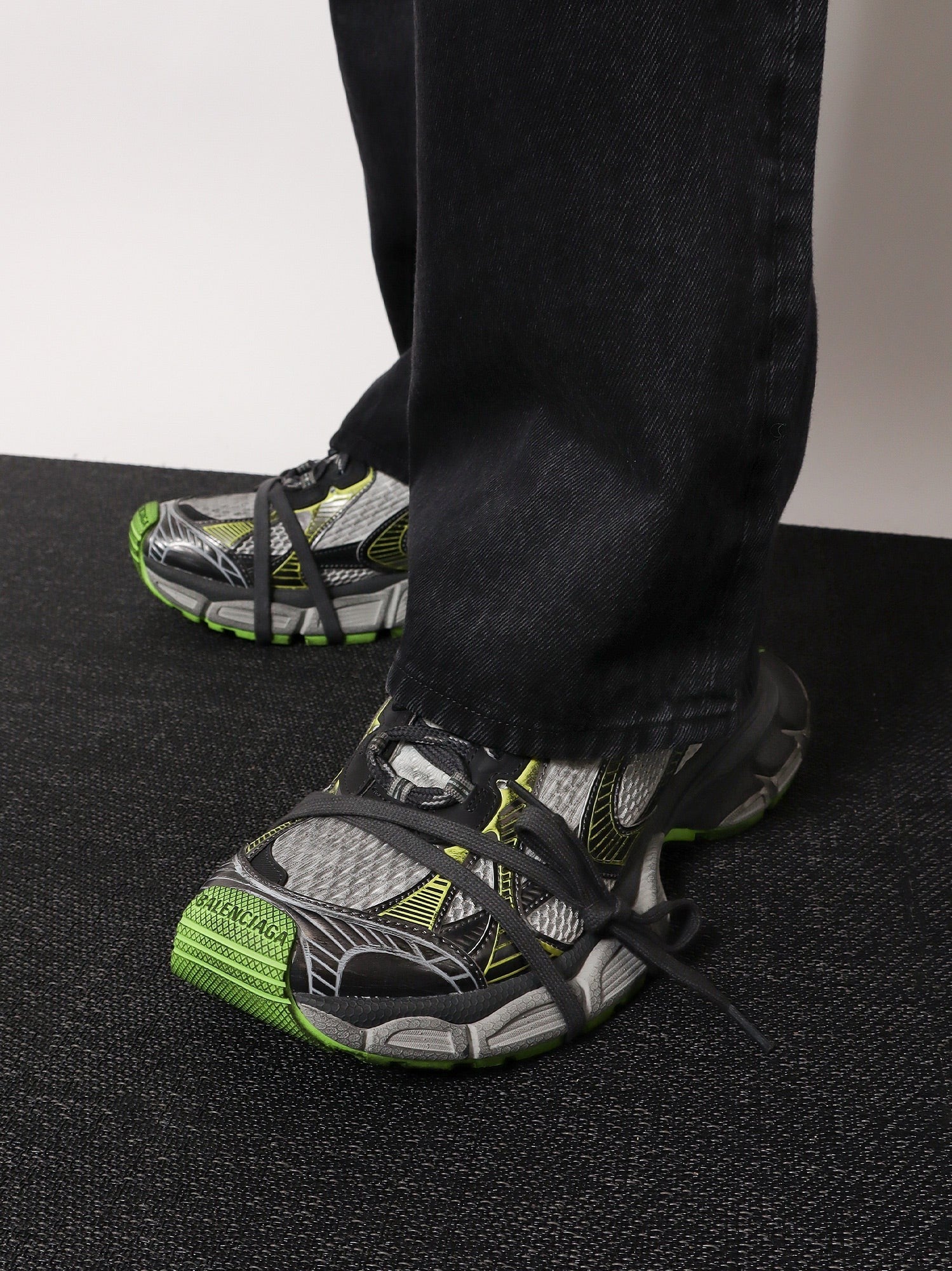 Balenciaga - Man - Grey - Sneaker