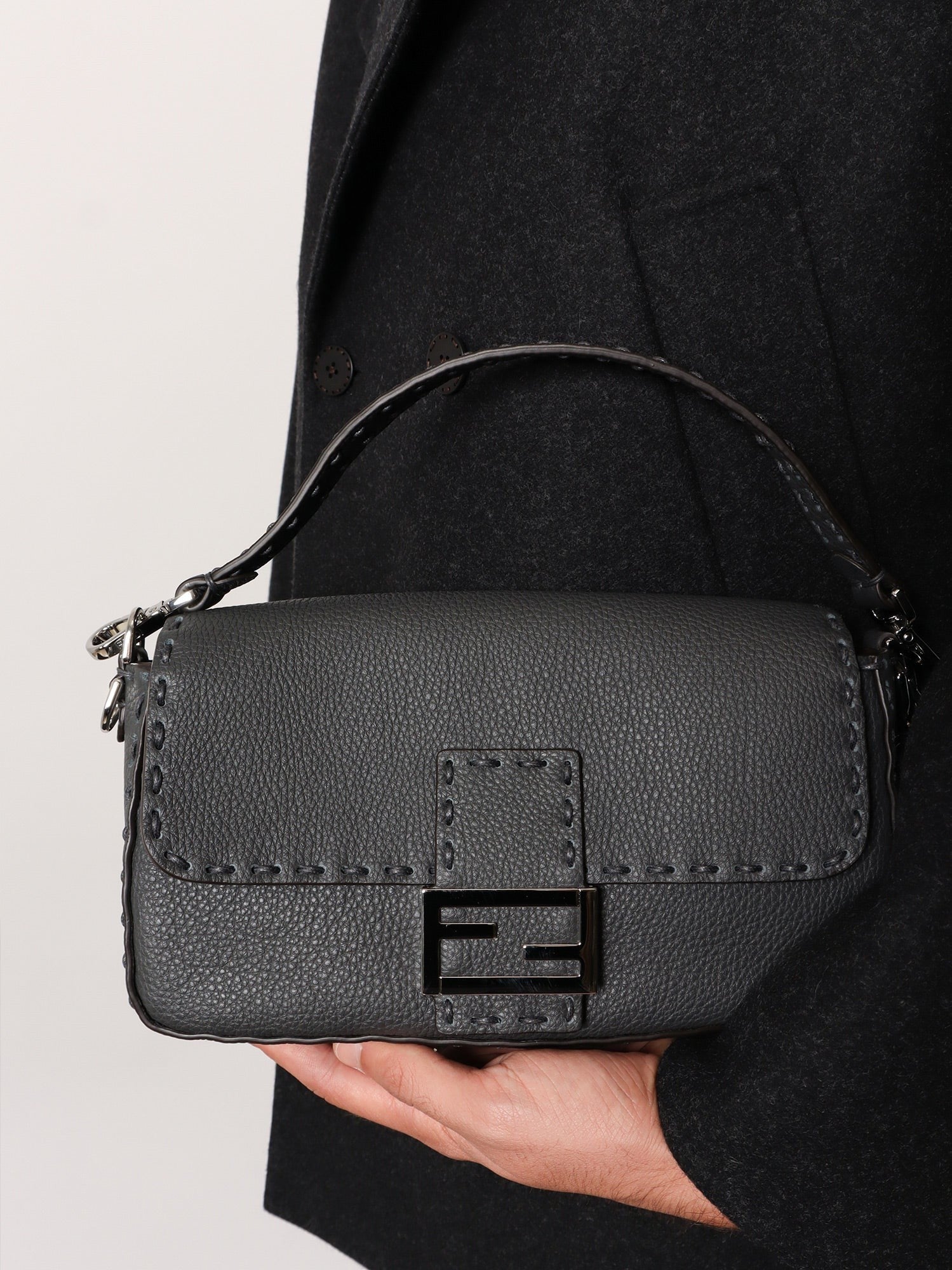 Fendi - Férfi - Szürke - Övtáska