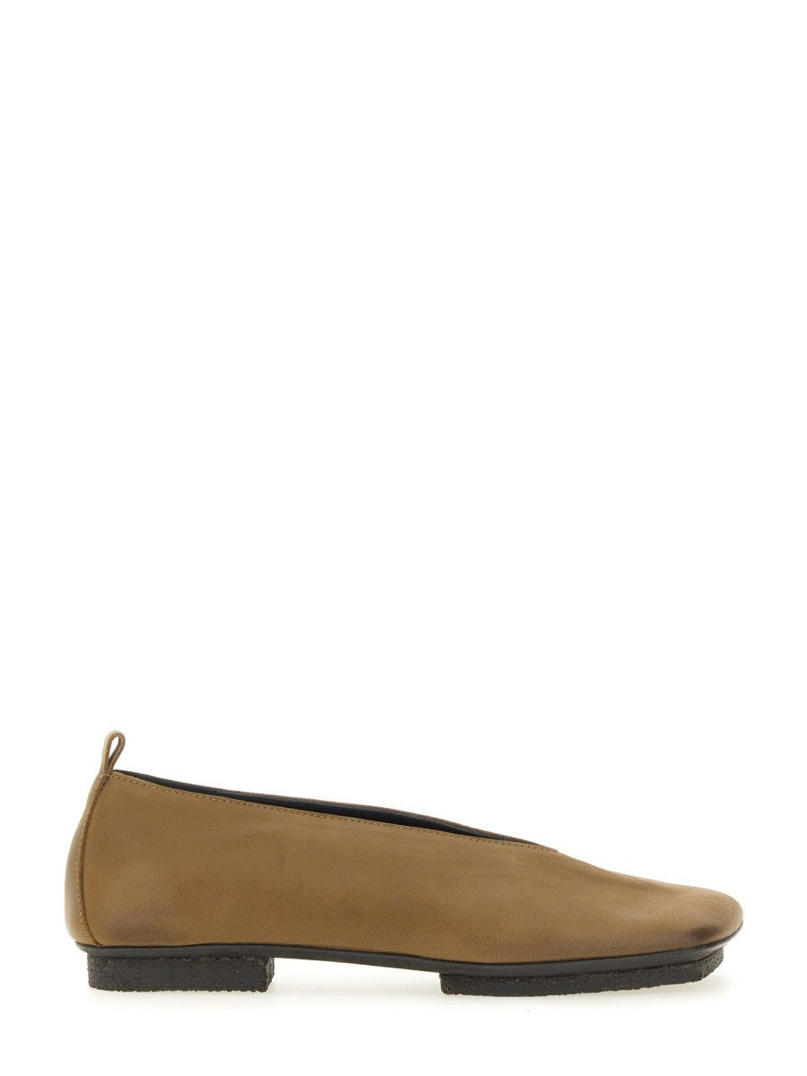 UMA WANG - Woman - Brown - Flat