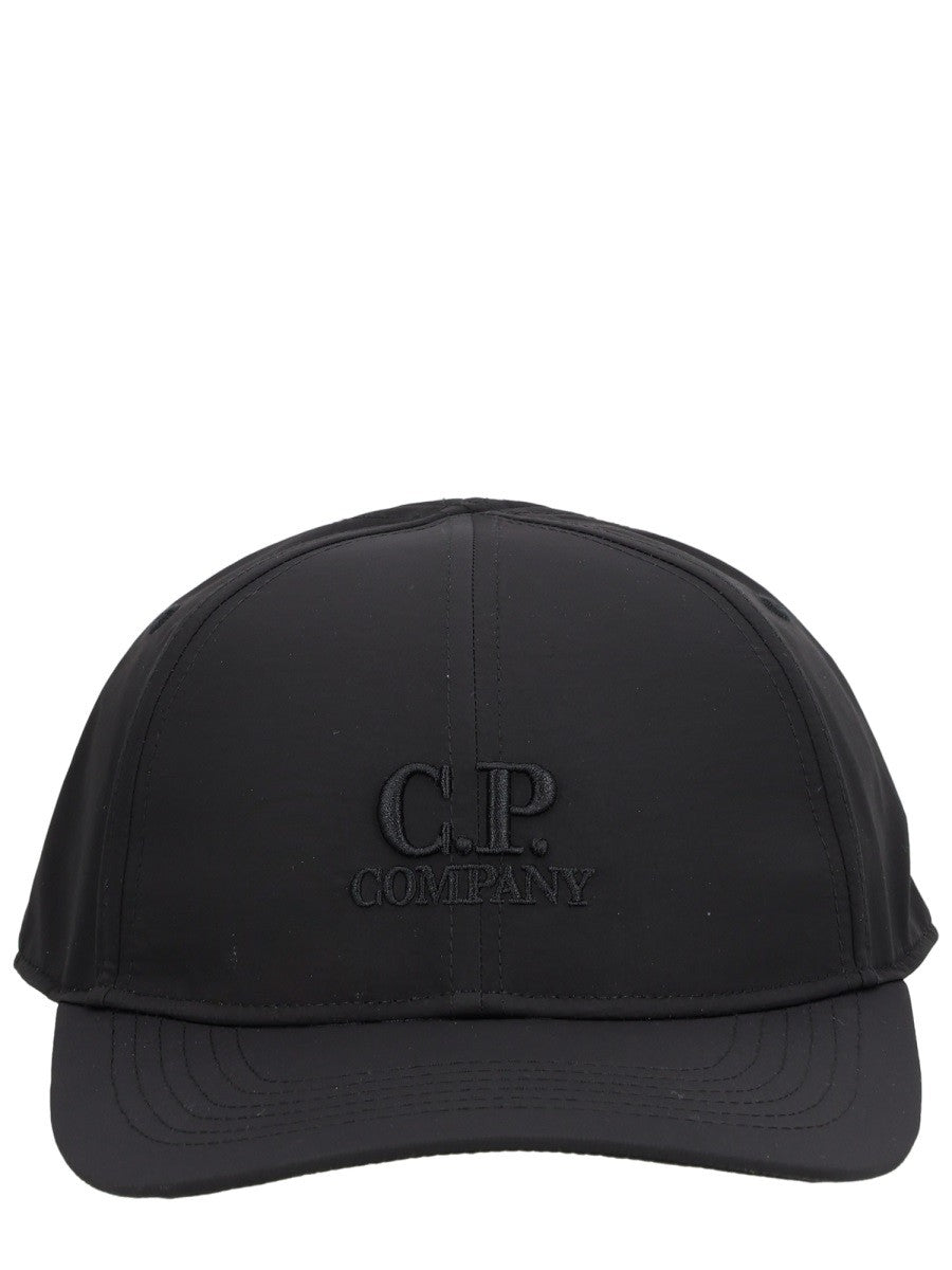 C.P. COMPANY - Férfi - Fekete - Kalap