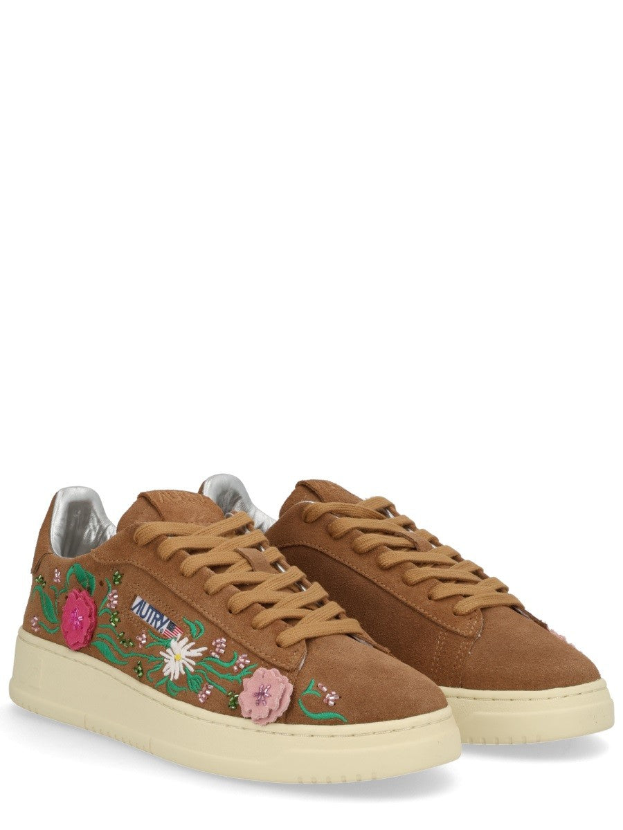 Autry - Woman - Brown - Sneaker