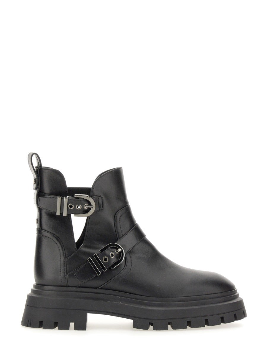 Stuart Weitzman - Woman - Black - Boot