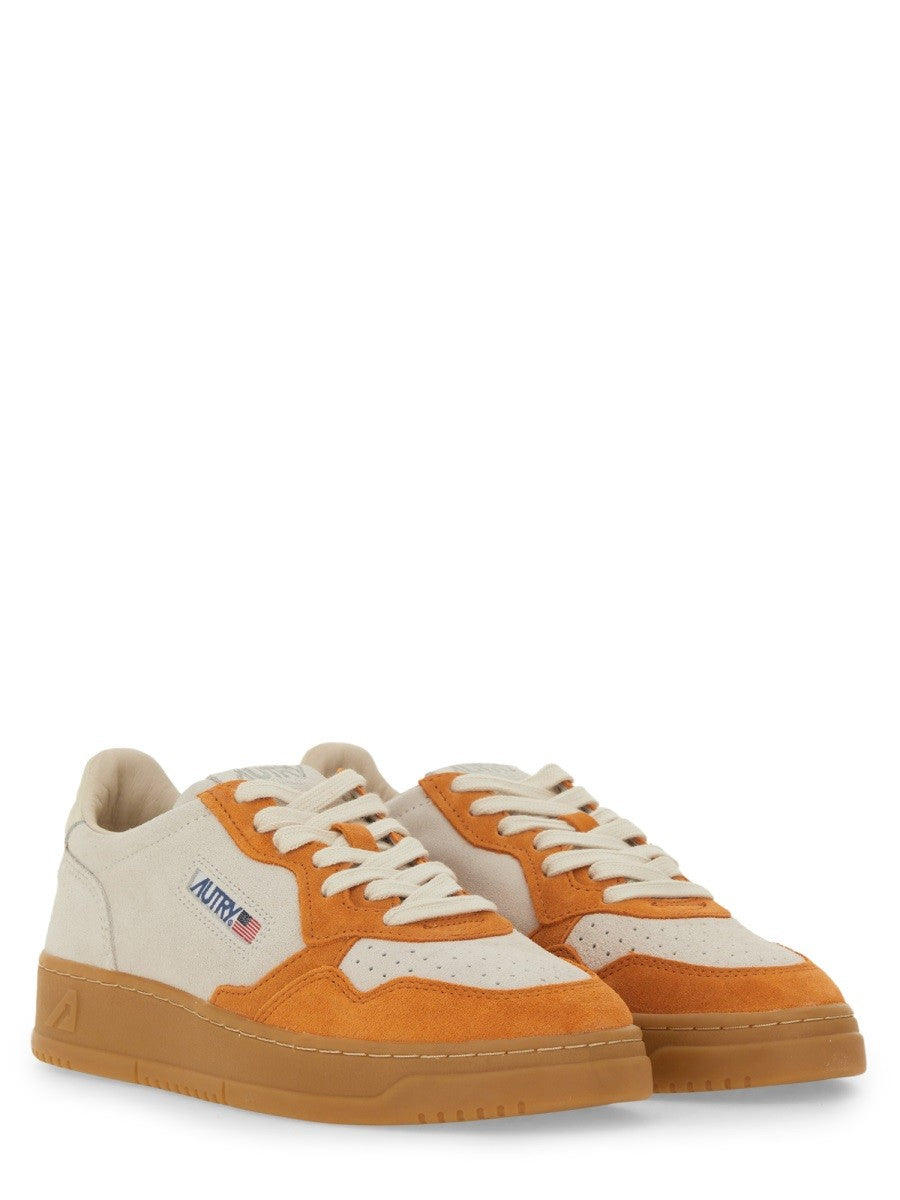 Autry - Woman - Orange - Sneaker