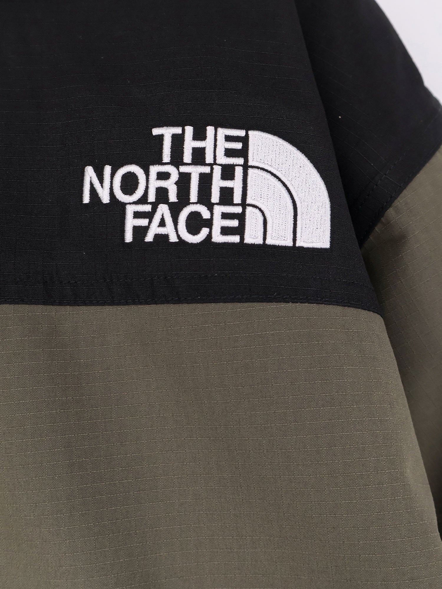 The North Face - Férfi - Fekete - Dzseki