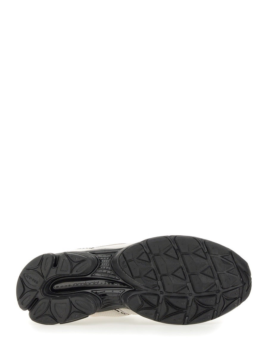 Saucony - Férfi - Fehér - Sportcipő