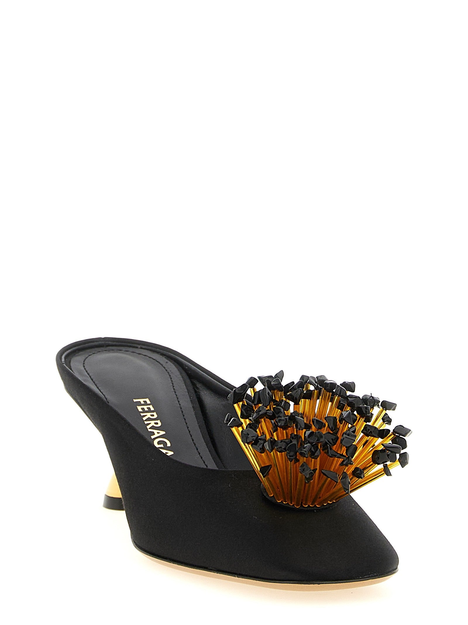 Ferragamo - nan - Black - Pump