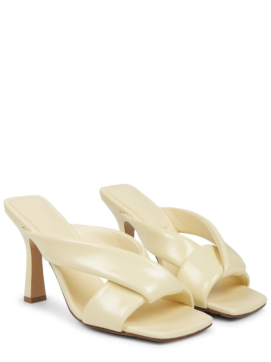 Bottega Veneta - Woman - Beige - Sandal