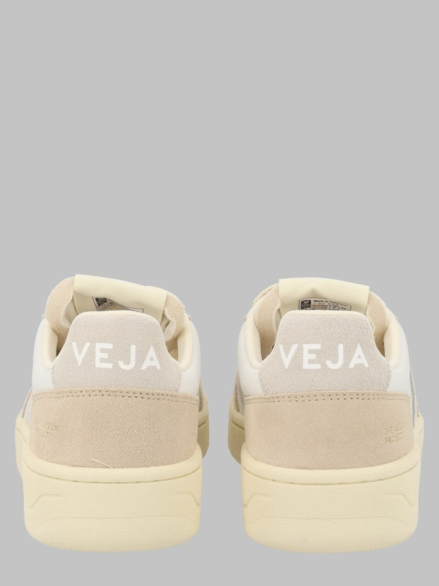 Veja - Unisex - White - Sneaker