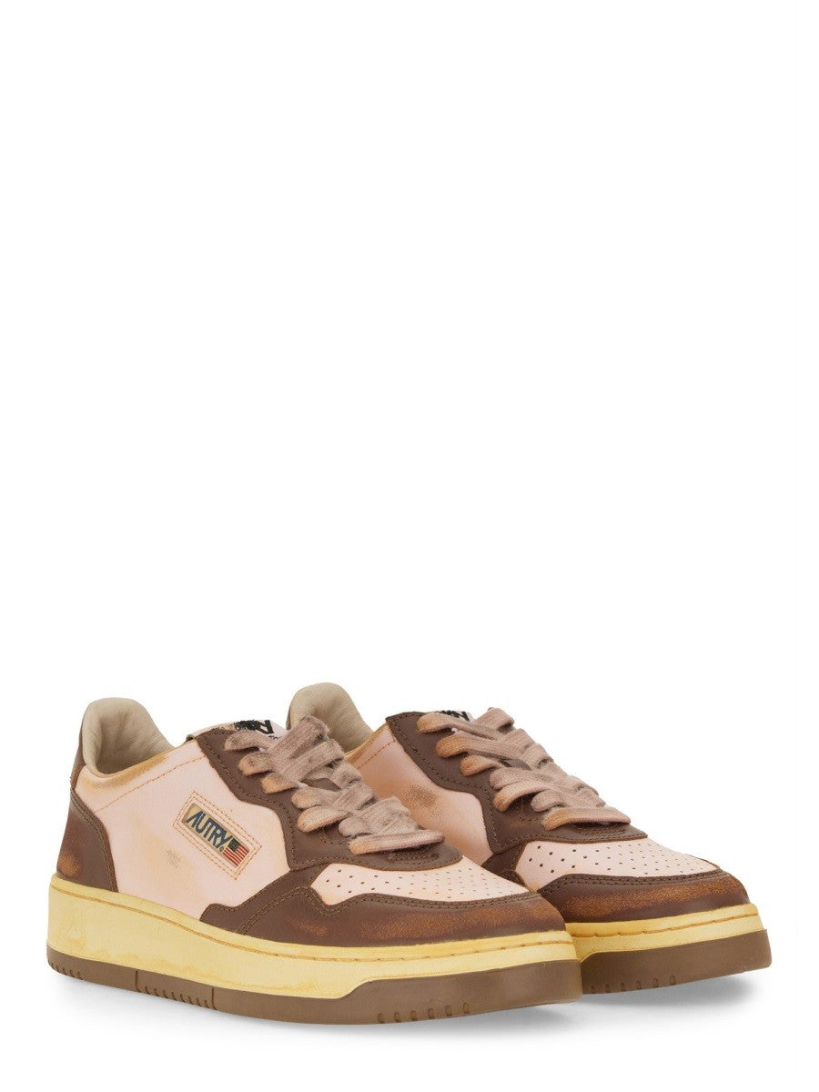 Autry - Woman - Brown - Sneaker