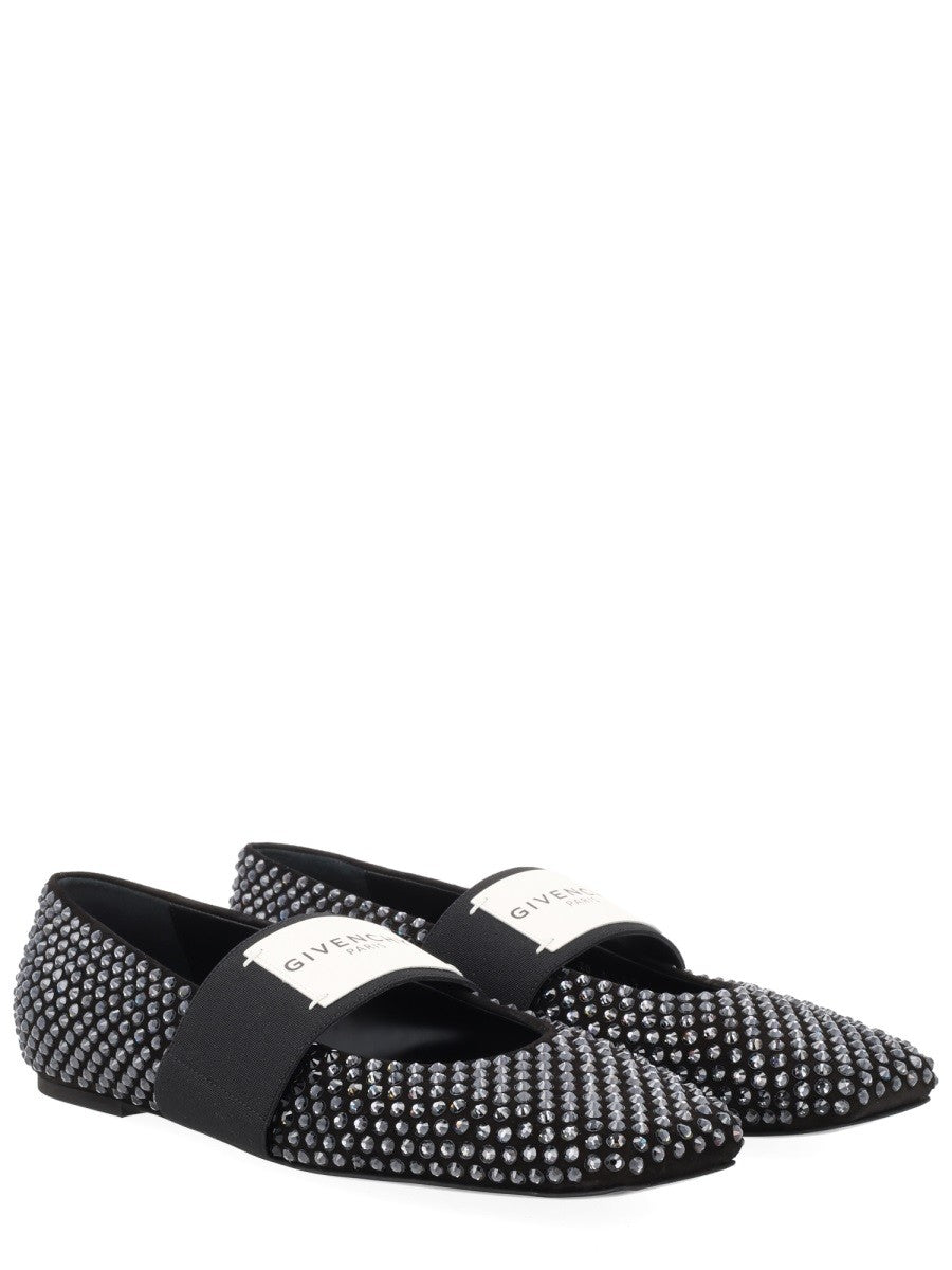 Givenchy - Woman - Black - Flat