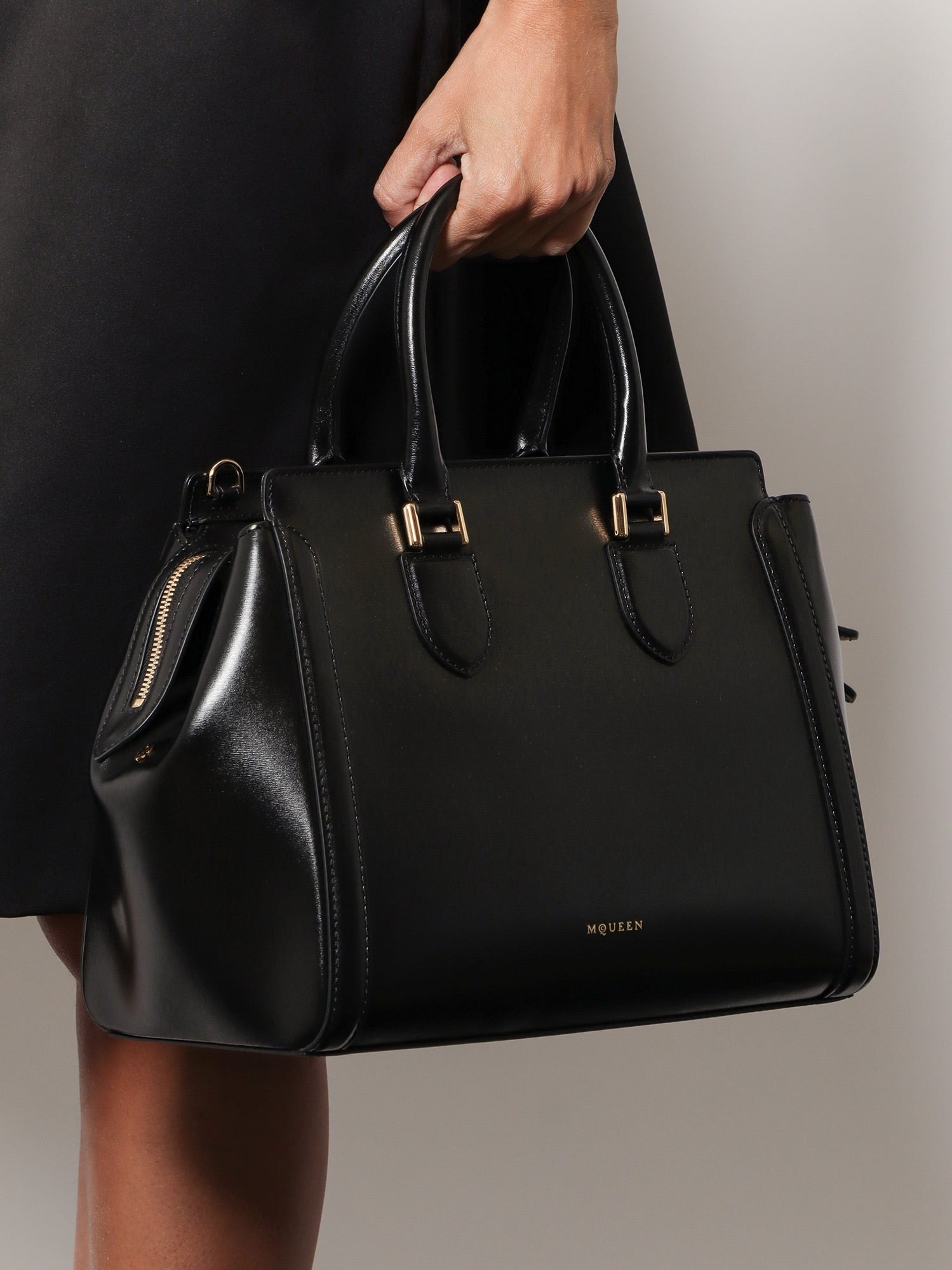 Alexander Mcqueen - Woman - Black - Handbag