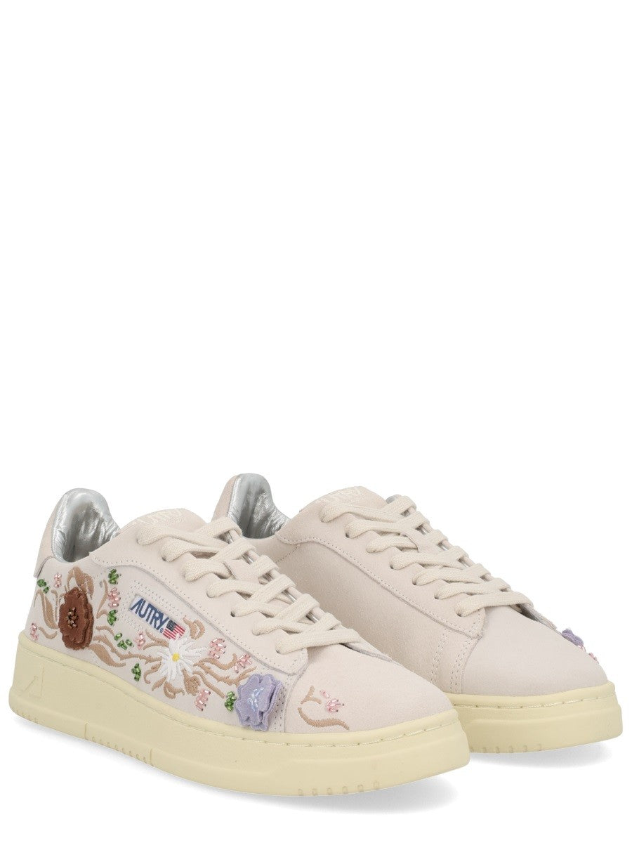 Autry - Woman - White - Sneaker