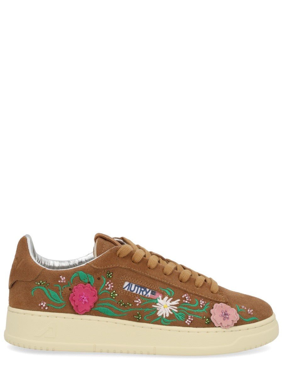Autry - Woman - Brown - Sneaker