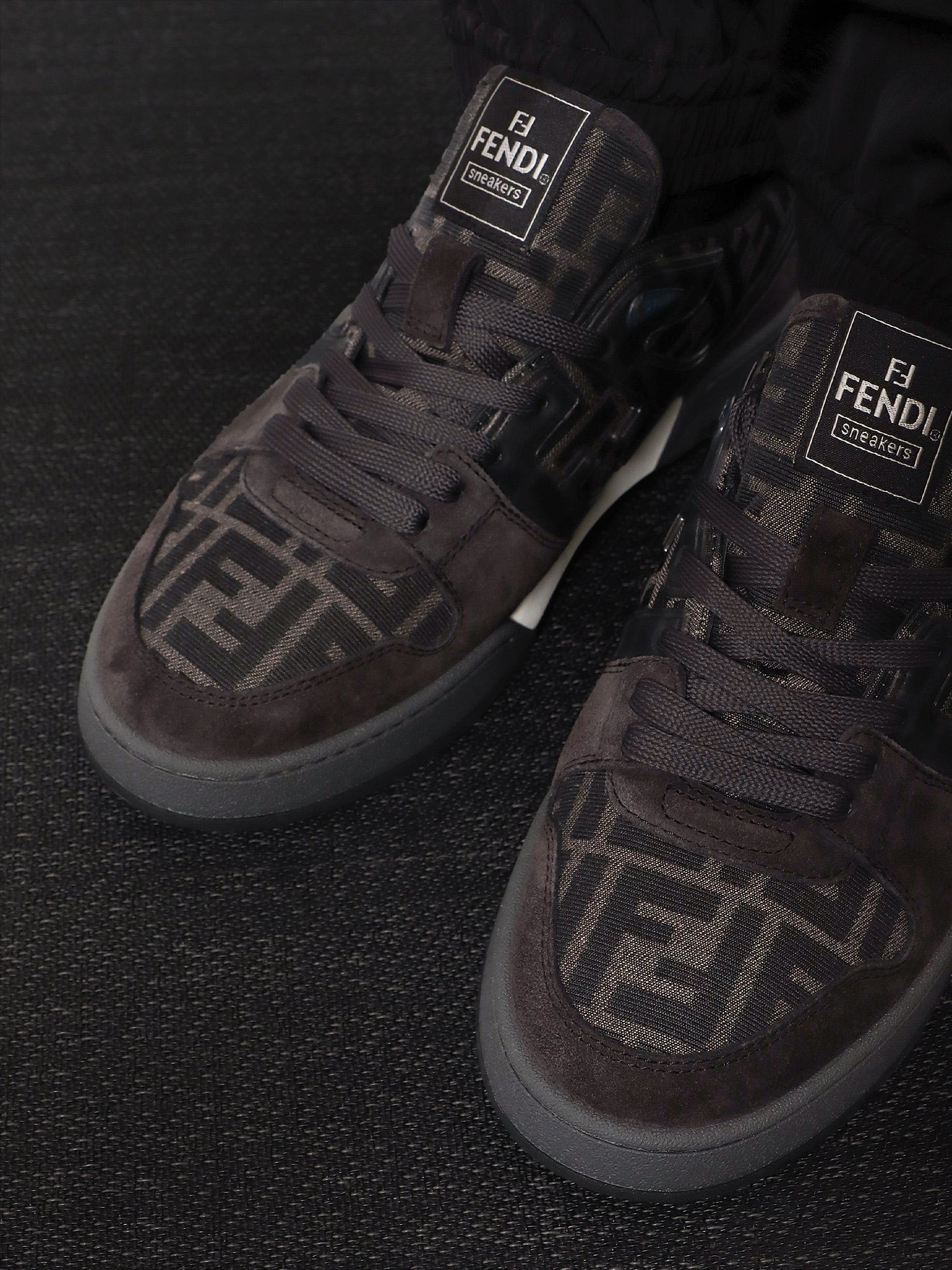 Fendi - Man - Grey - Sneaker