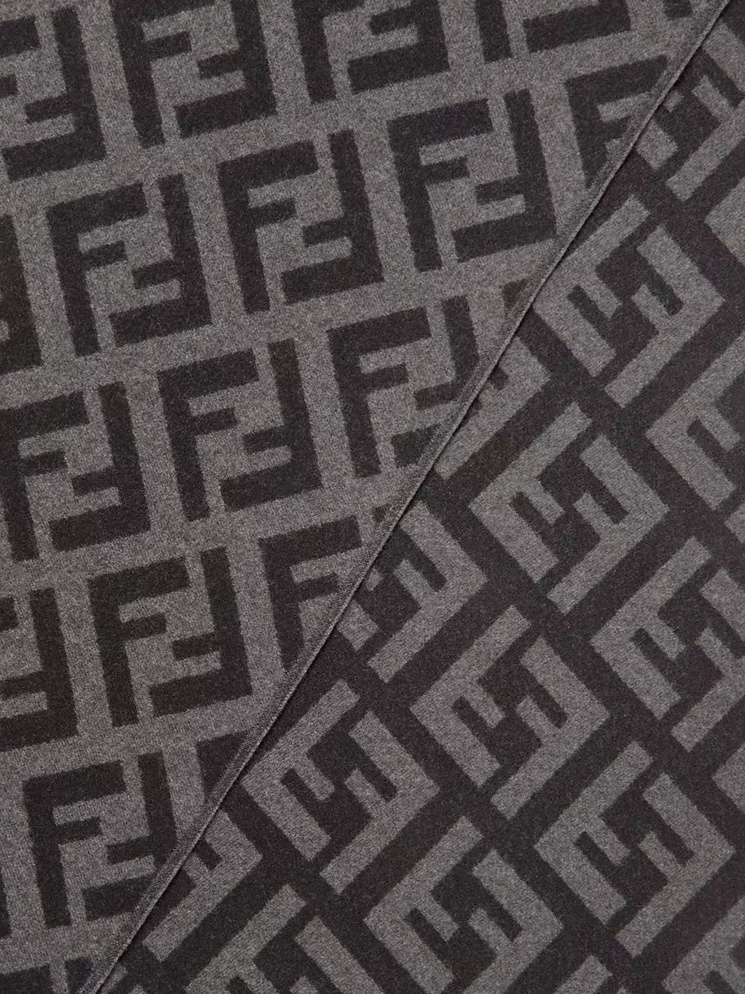 Fendi - Férfi - Fekete - Sál