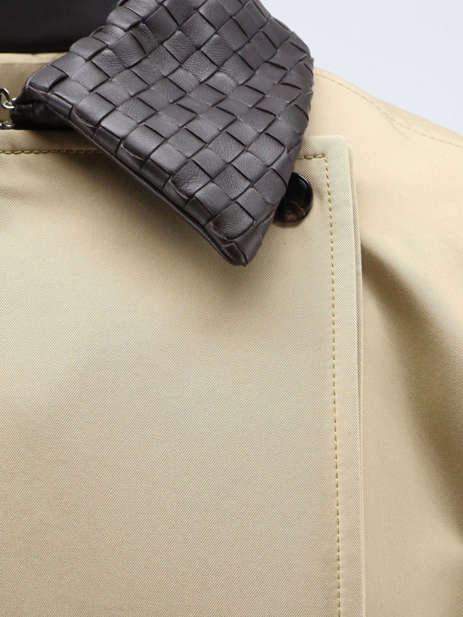 Bottega Veneta - Woman - Beige - Trench Coat