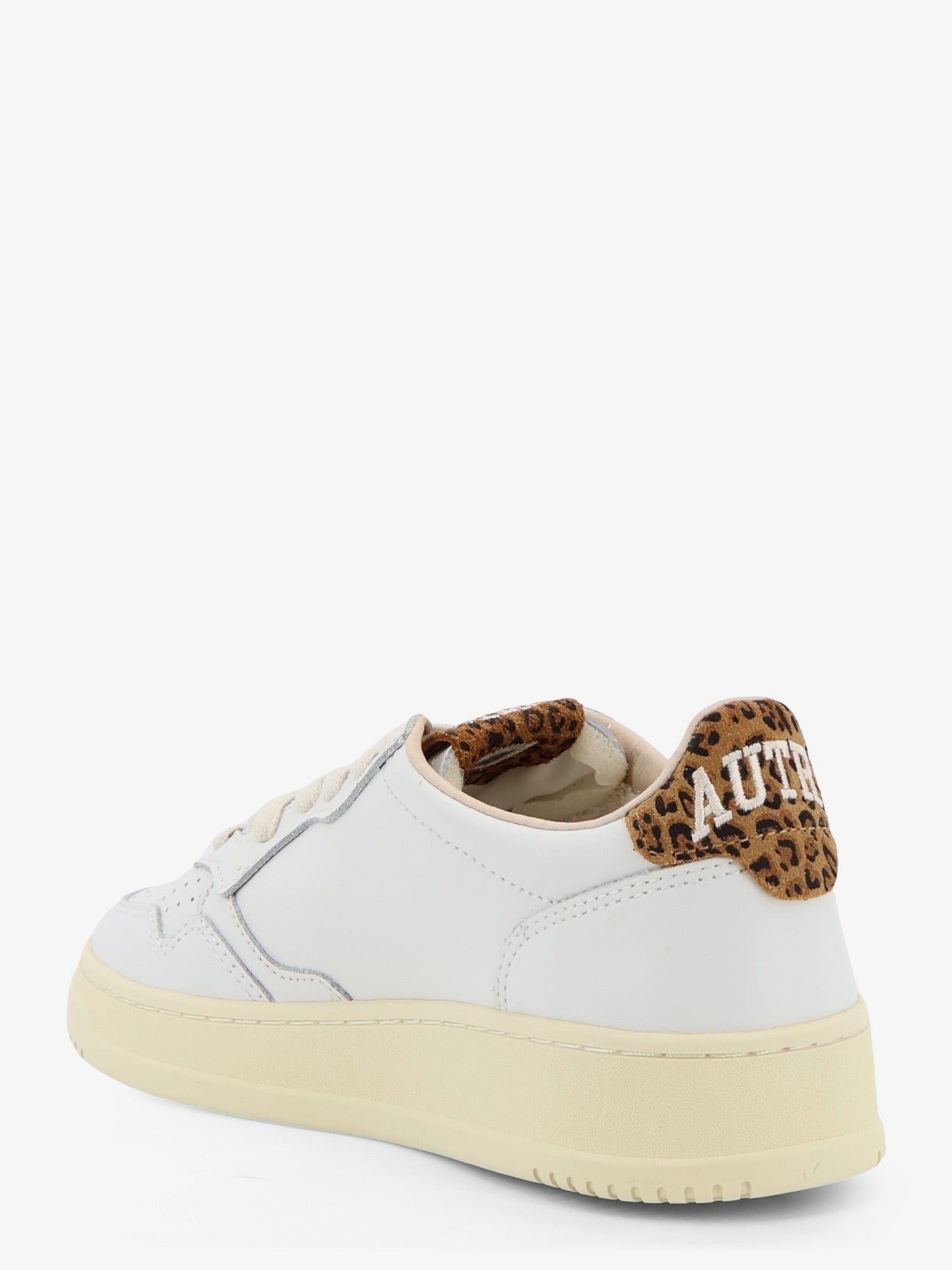Autry - Woman - White - Sneaker