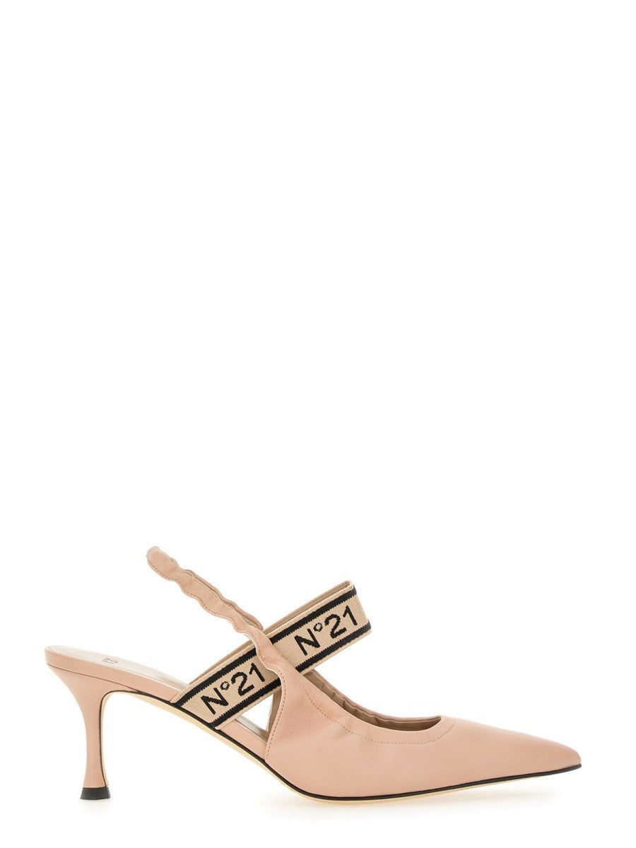 N°21 - Woman - Beige - Heel