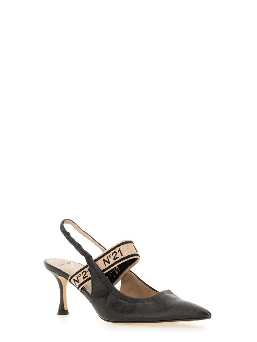 N°21 - Woman - Black - Heel