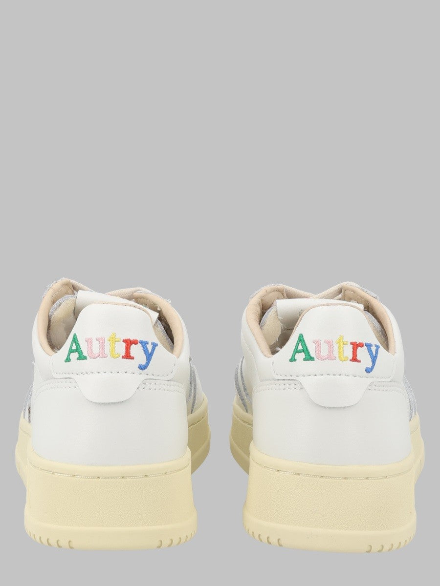 Autry - Woman - White - Sneaker