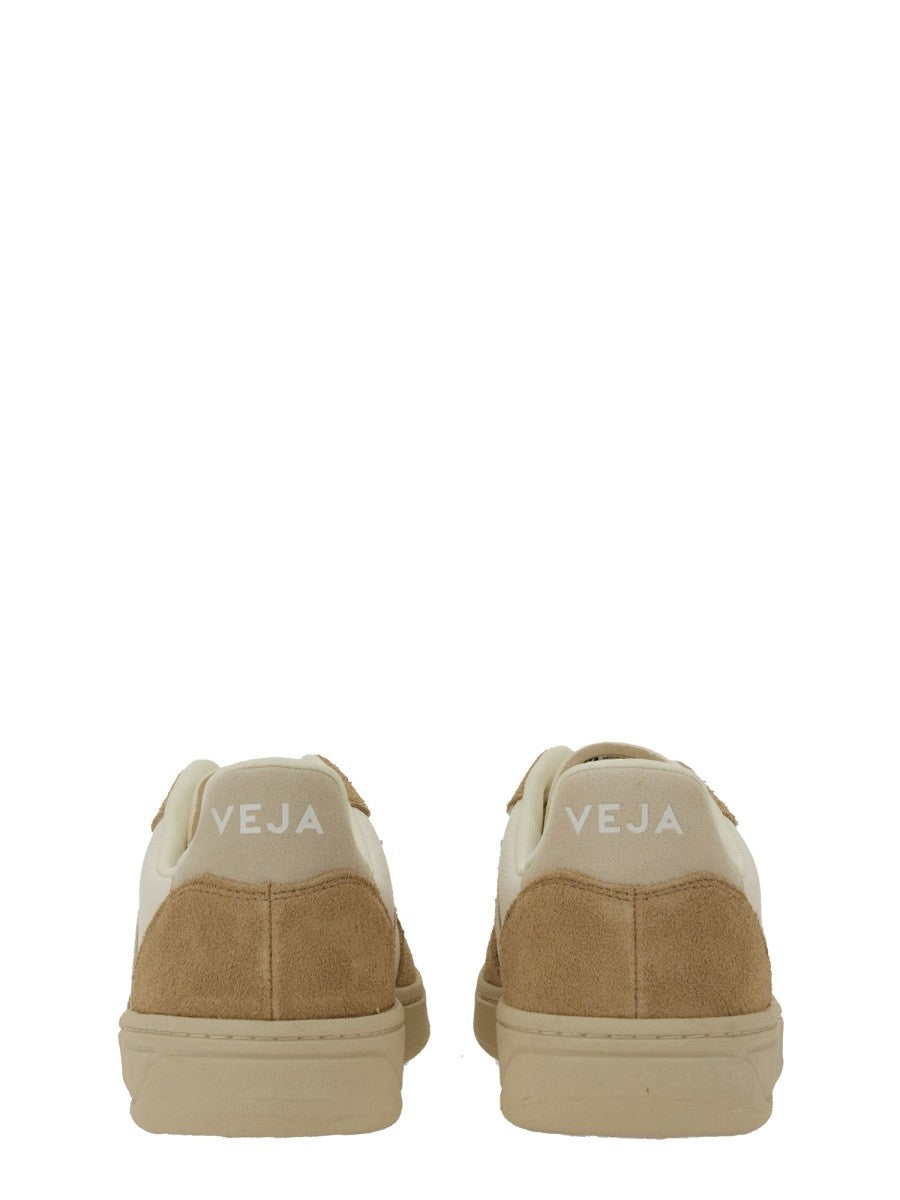 Veja - Unisex - White - Sneaker