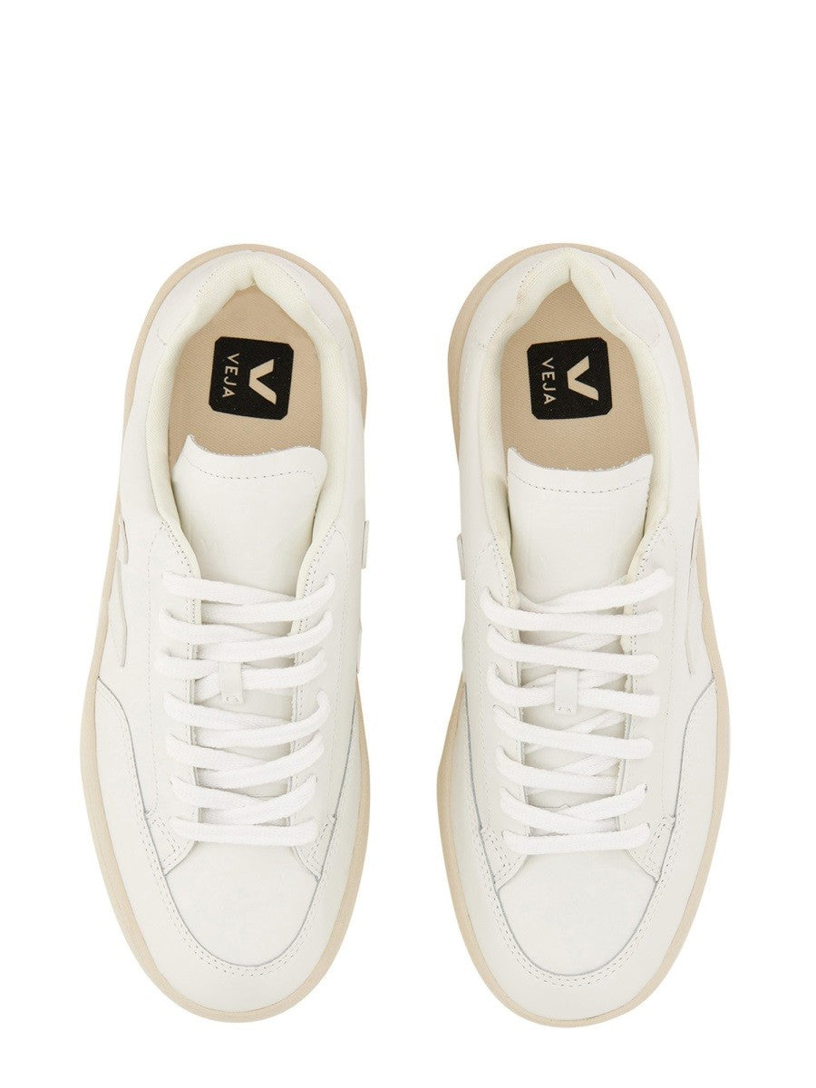 Veja - Man - White - Sneaker