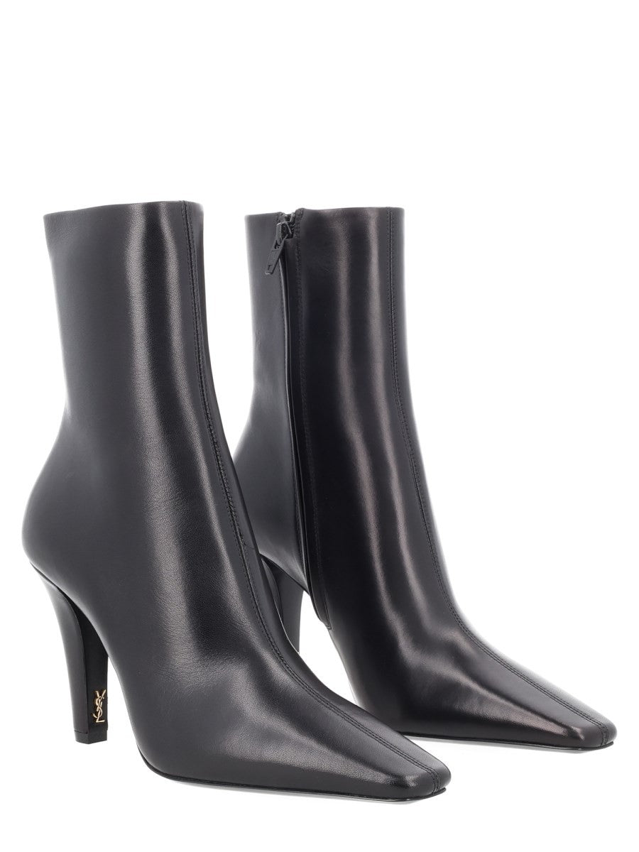 Saint Laurent - Woman - Black - Boot